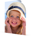 Poster_esempio bambina con cappello